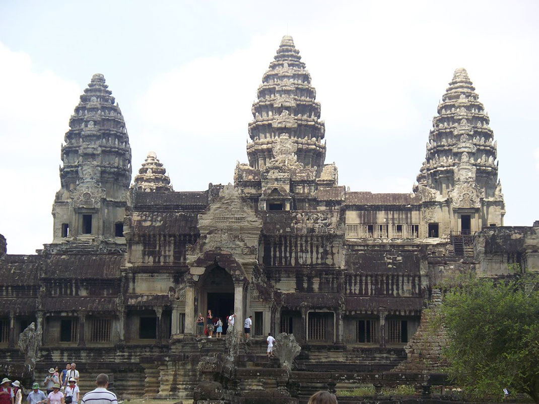 Temple-Angkor-2