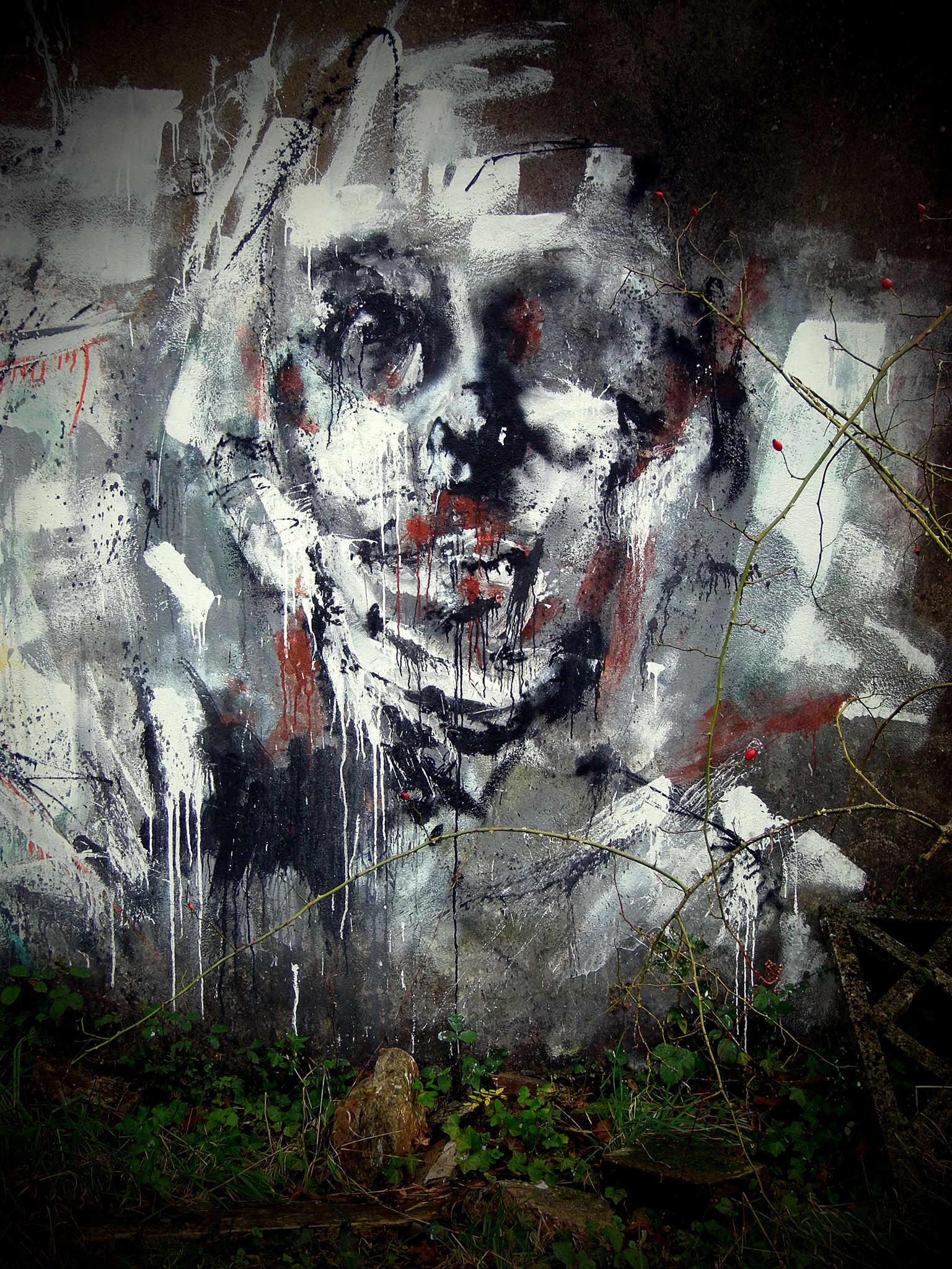 street-art-portrait-triste-19