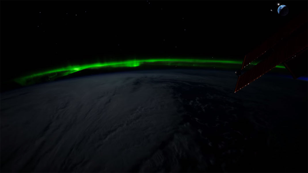 aurore-boreale-espace-24