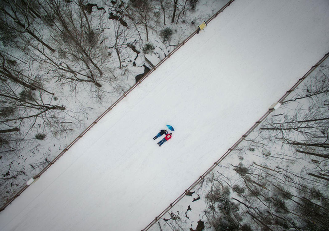 Selfie pris avec un drone, New Hampshire de Manish Mamtani, United States