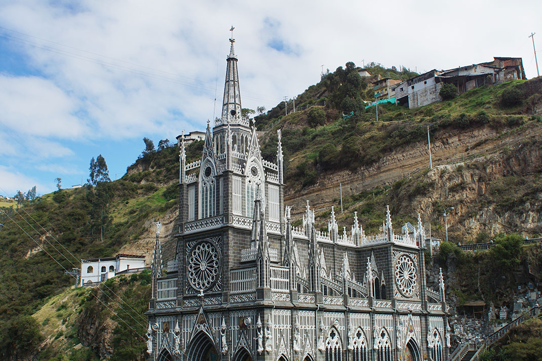 Le Sanctuaire de Las Lajas en Colombie via Shutterstock