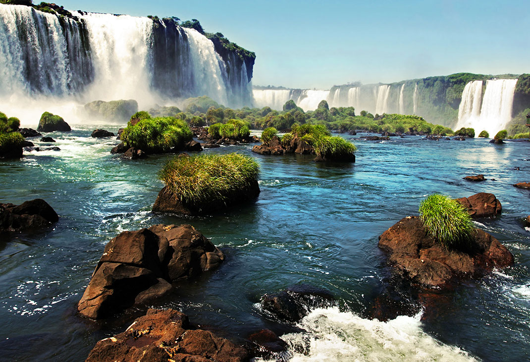 Les chutes d’Iguazu via Shutterstock