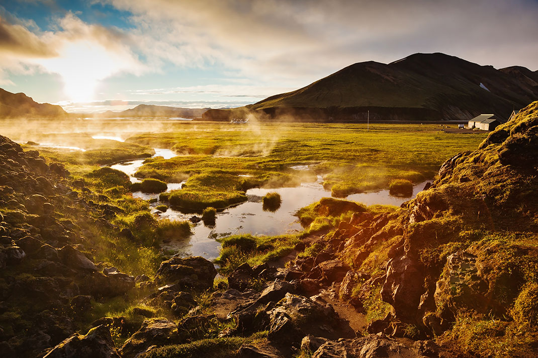 Landmannalaugar en Islande via Shutterstock