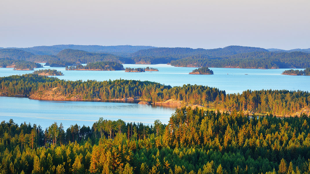Le labyrinthe bleuté finlandais via Shutterstock