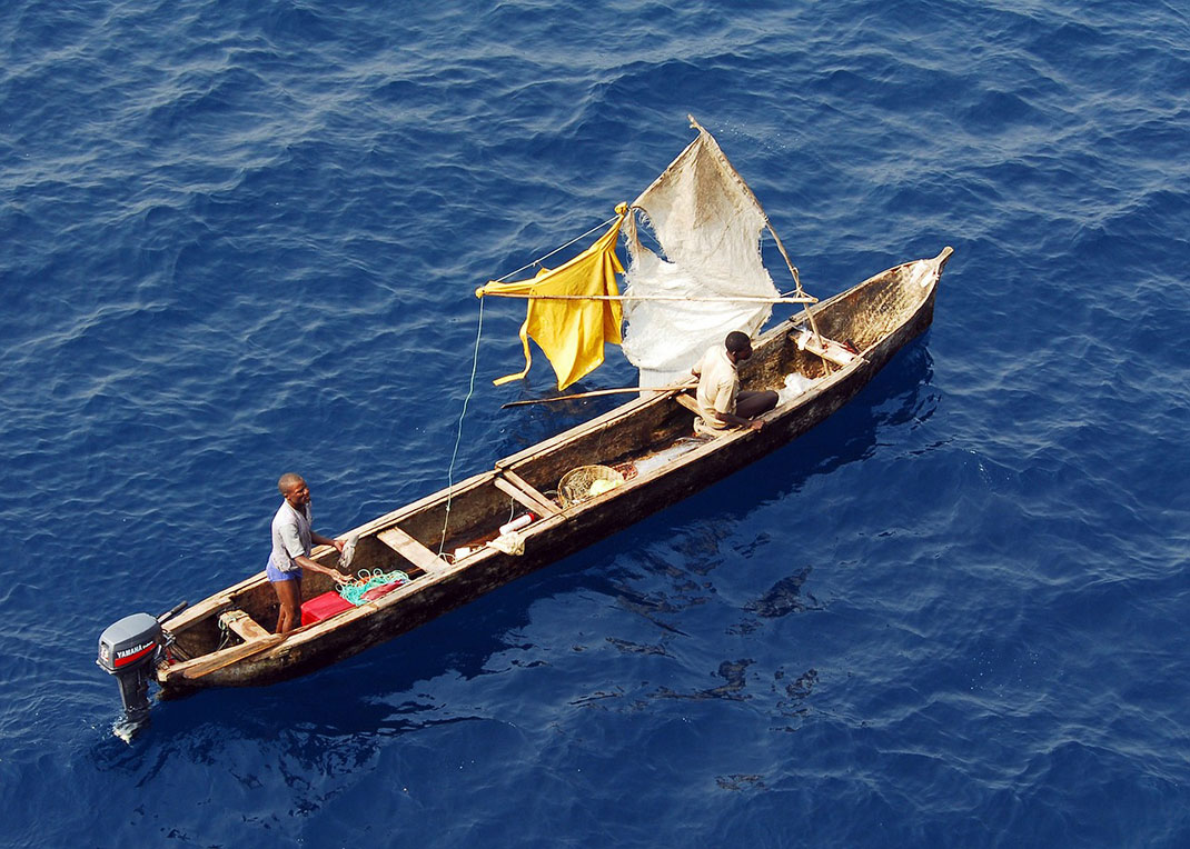 Un bateau de pèche traditionnel en Guinée 