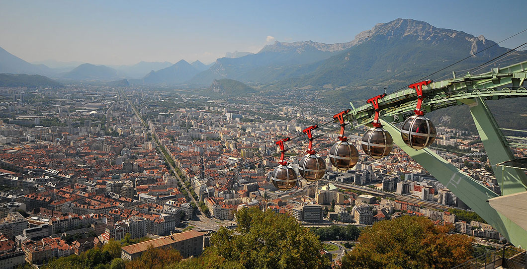 Grenoble montre l’exemple en offrant des logements vides aux sans-abri Grenoble-france