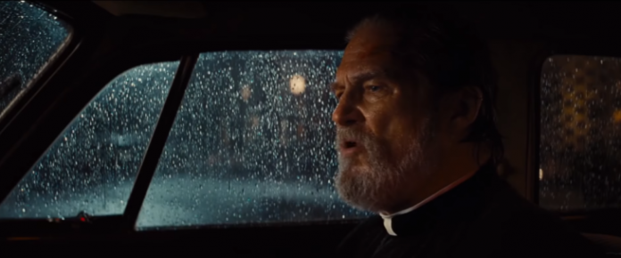 3 raisons de voir Sale Temps à l’hôtel El Royale, le thriller haletant