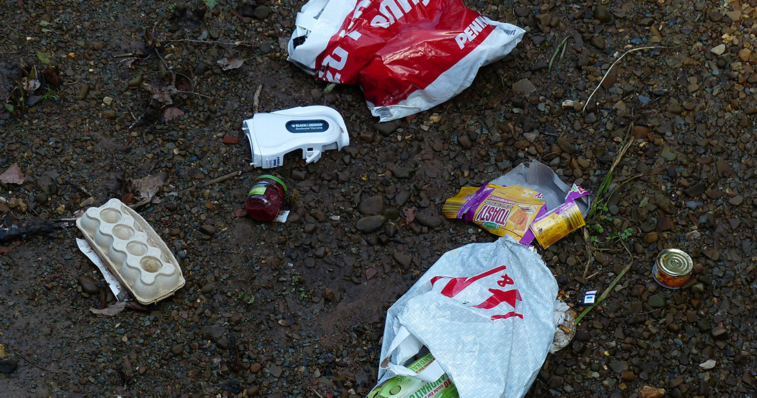 La mer n'est pas 1 poubelle ! Nos cotes non plus ! Une-plastique-caledonie