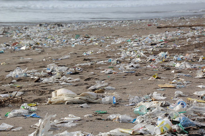 La mer n'est pas 1 poubelle ! Nos cotes non plus ! Plastique-plage