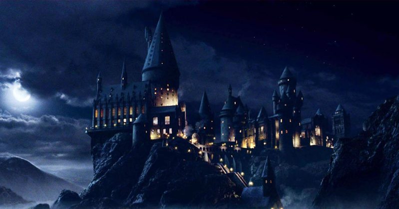 Avis aux fans de Harry Potter : 4 nouveaux livres sur votre univers ...