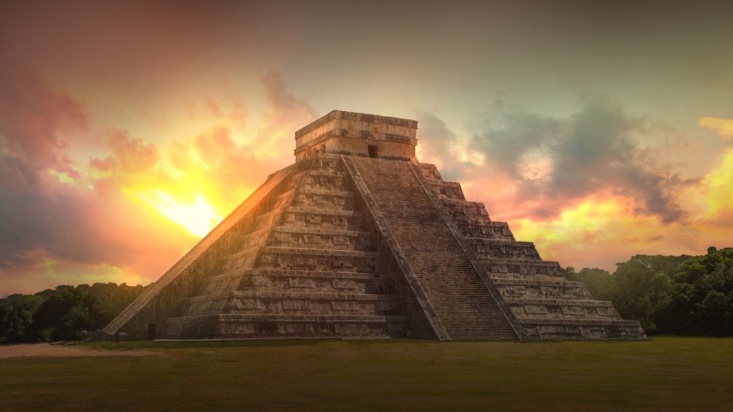 Découverte du plus grand et du plus ancien monument maya