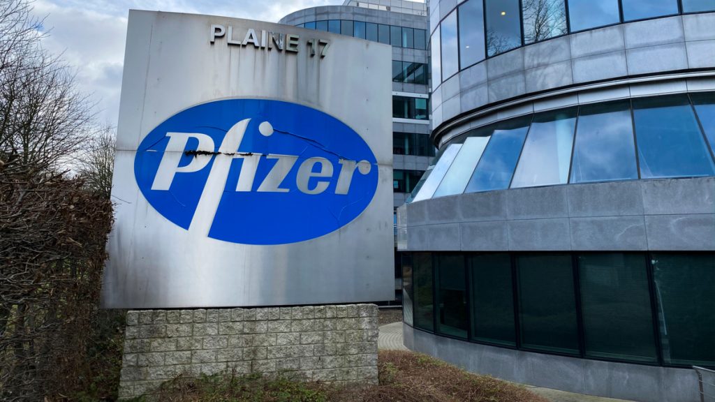 Pfizer teste une pilule contre le Covid-19 Une-pfizer-pilule-1024x576