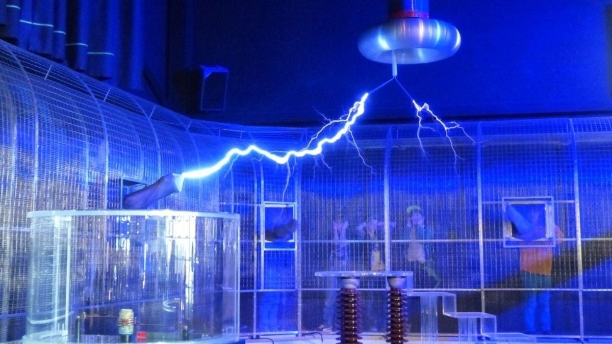 Qu'est-ce qu'une cage de Faraday et comment fonctionne-t-elle ?