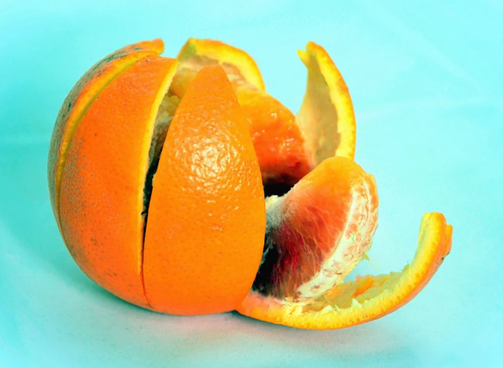 Se puede comer la cáscara de naranja cruda