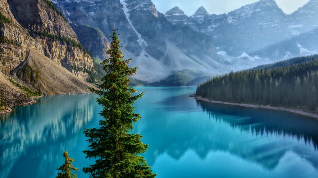 Un lac au Canada