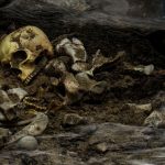 tombe-crane-squelette