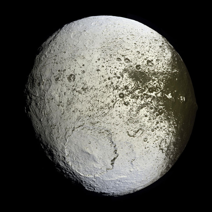 Iapetus lune