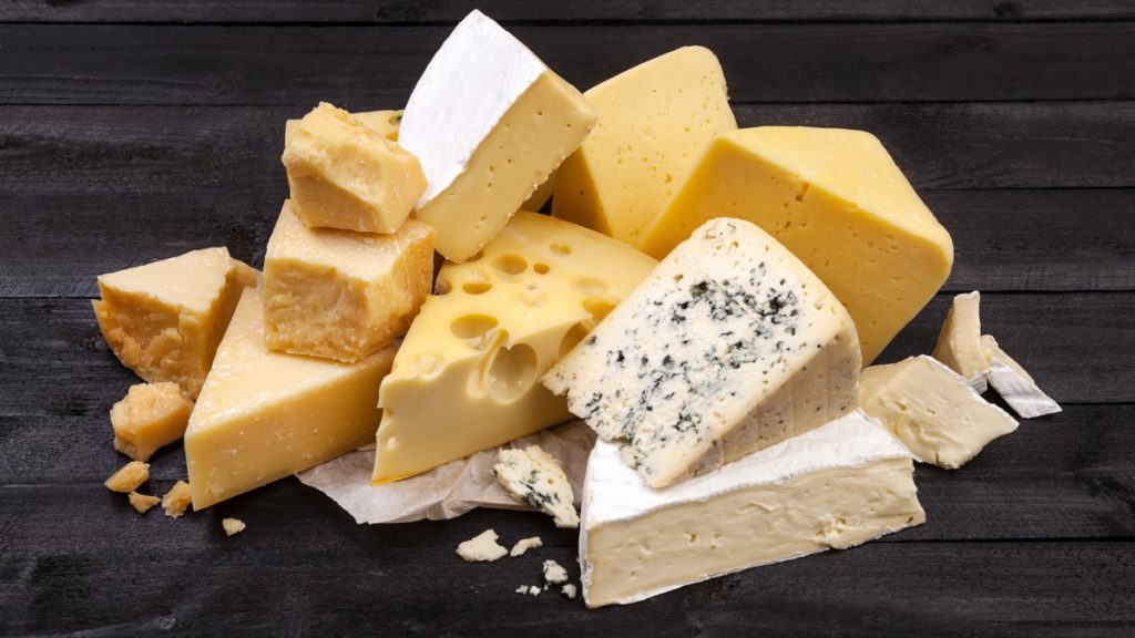Le fromage vous aide à vieillir en bonne santé, selon une étude ! Par Eric Rafidiarimanana Une-fromage-qui-pue-1024x576