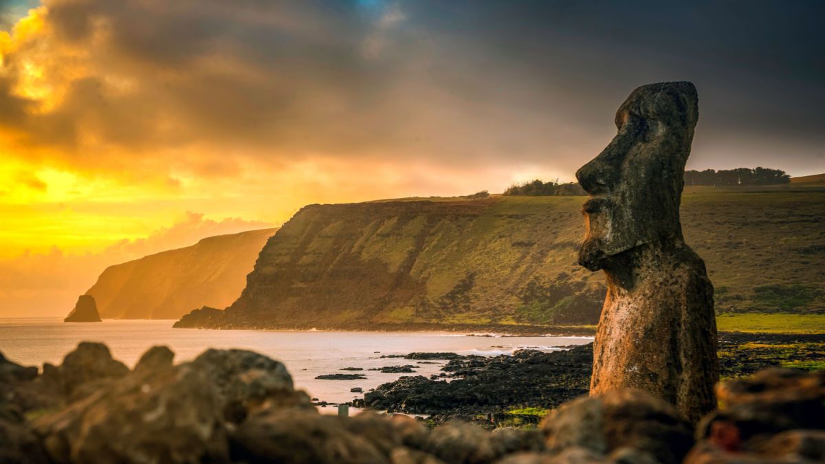 Descubierta una nueva estatua Moai en Isla de Pascua