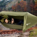 Tente ingénieuse qui se transforme en hamac