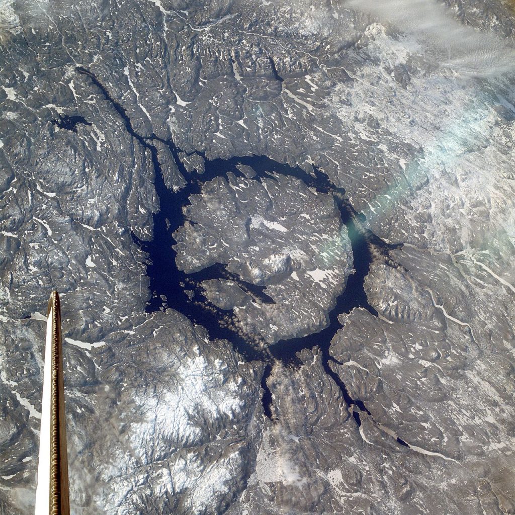 cratère Manicouagan