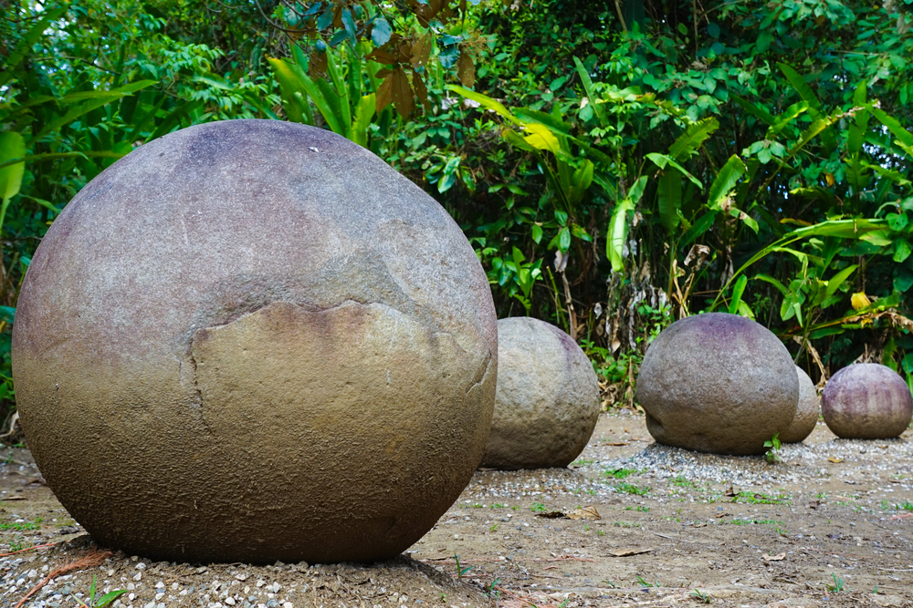 sphères mégalithiques du Costa Rica