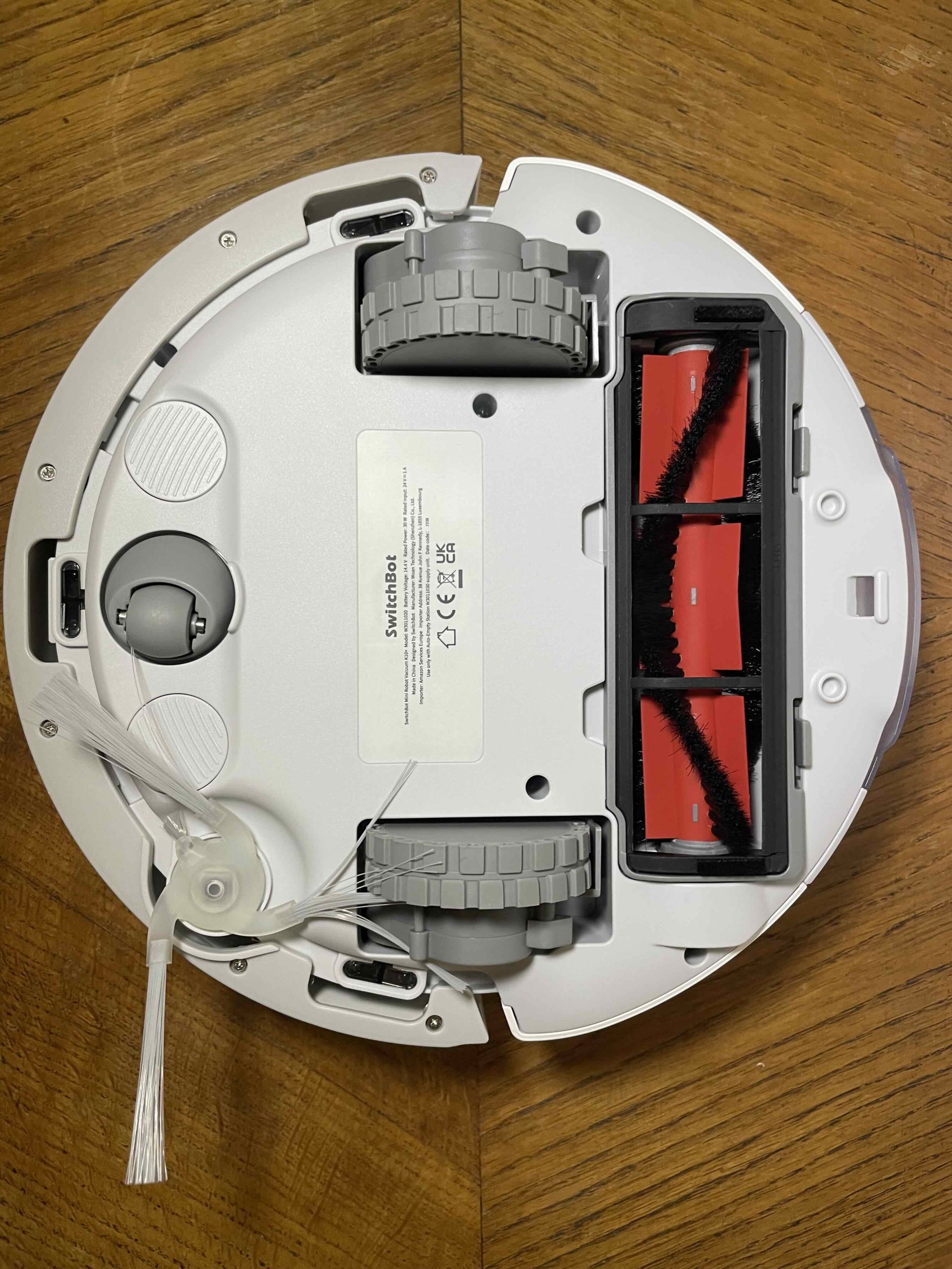 Test Et Avis Sur Le SwitchBot K10+ : Le Mini Aspirateur Robot Compact ...