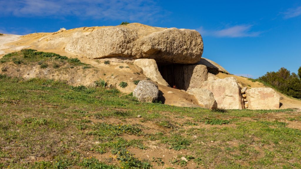 tombeau-prehistorique