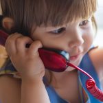 enfant-telephone