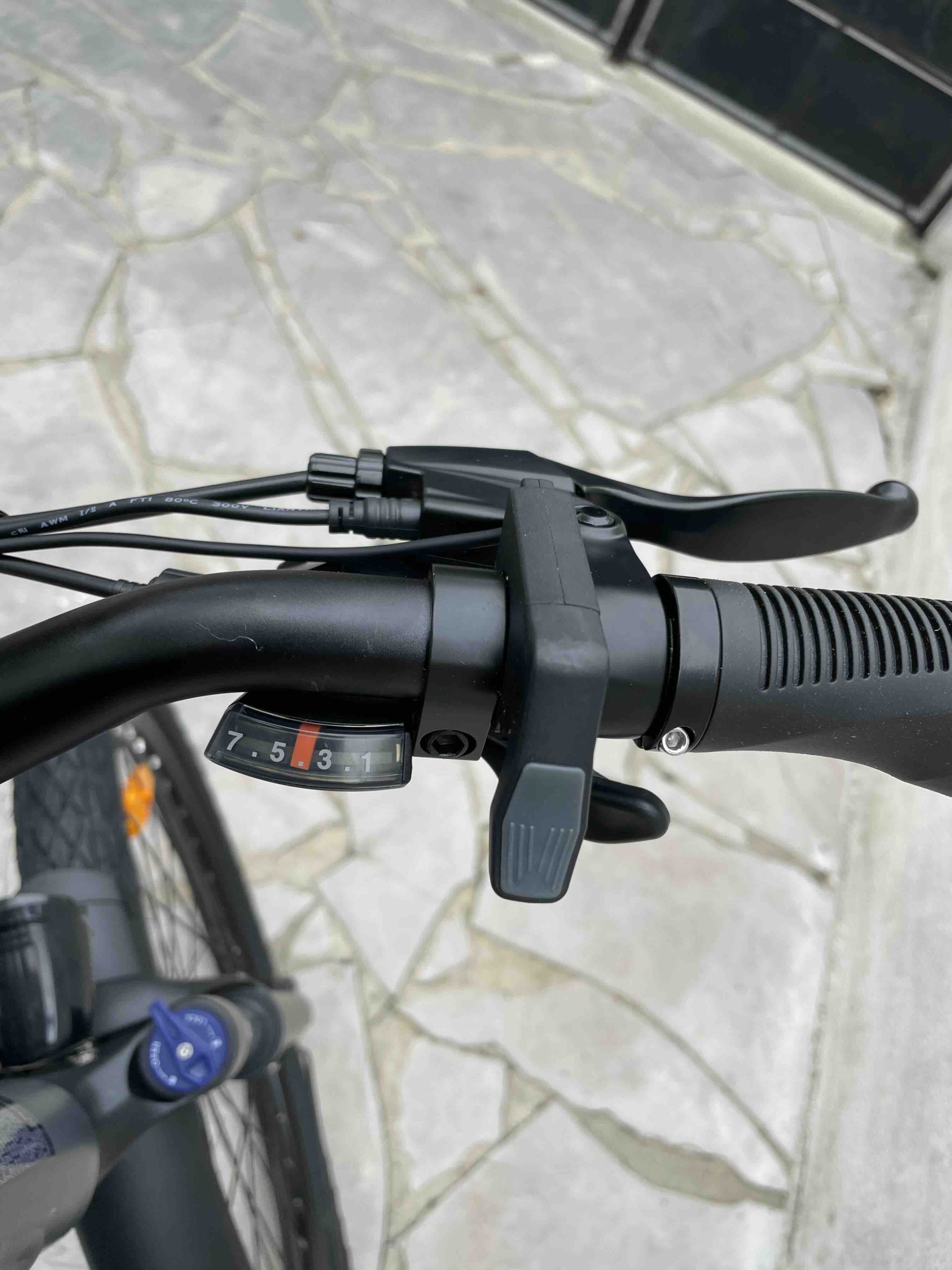 Accélérateur Droitier Demi Poignée Multi-voltage Pour Vélo électrique