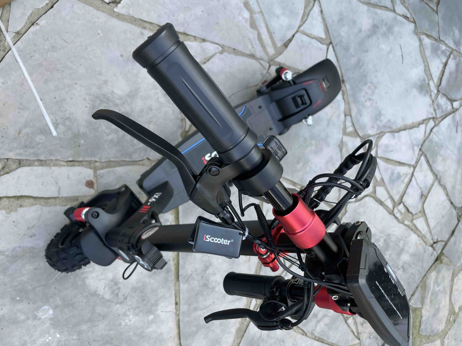 I scooter IX6 Scooter électrique tout-terrain à I scooter IX6 Scooter électrique tout-terrain à