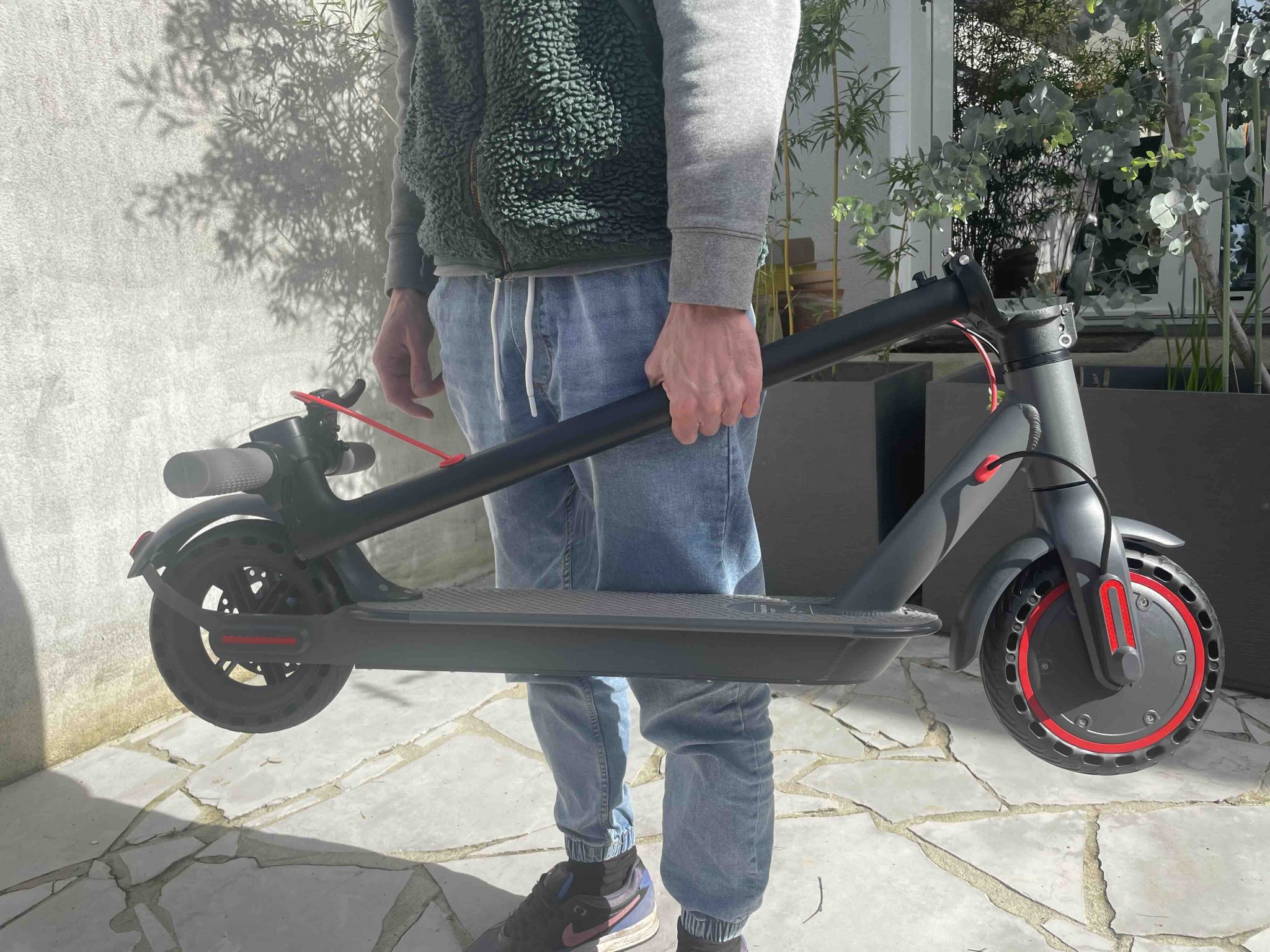 AOVO Pro Scooter Lectrique ES80 M365 Pro Test Et Avis Complet Sur   AOVOPRO ES80 Trottinette IMG 4775 2048x1536 