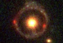 galaxie anneau einstein