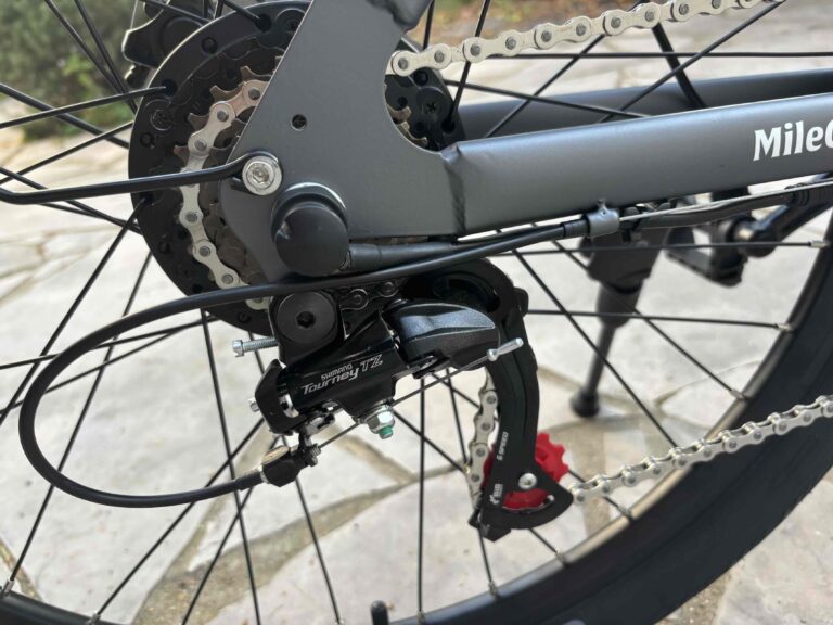Vélo électrique HillMiles MileTrail 26″ – 250W, 36V 13Ah, Bleu, Unisexe – Neuf (2025)