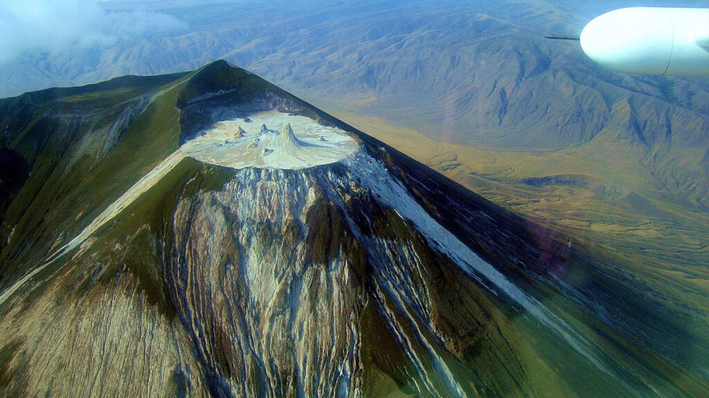 Volcan lave