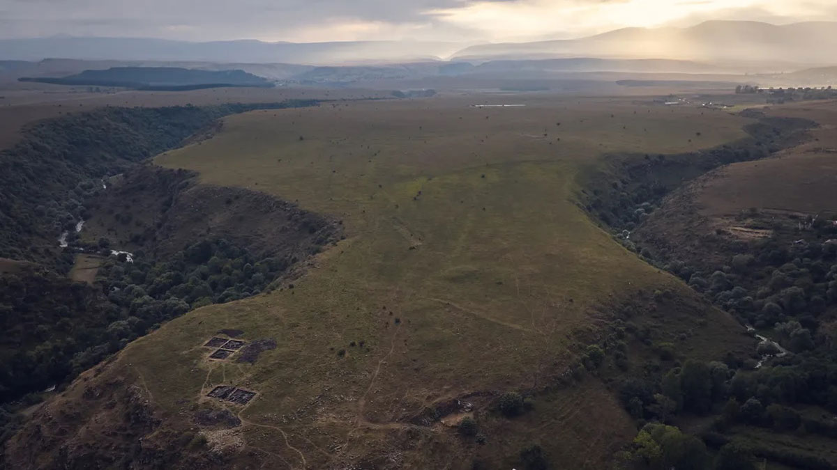 Une méga-forteresse vieille de 3 000 ans découverte dans les monts du Caucase