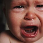 Un bébé qui pleure