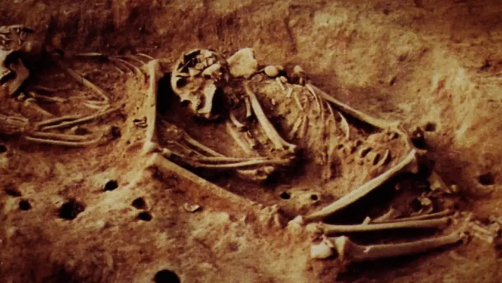 Sépulture humaine vieille de 6 000 ans découverte par l’Université nationale de Colombie.