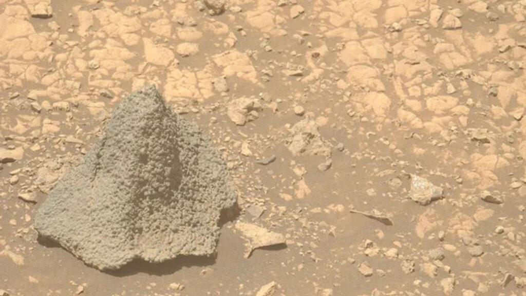 Un « chapeau » sur la planète Mars