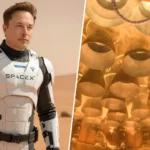 Montage montrant Elon Musk en combinaison spatiale SpaceX et les moteurs du vaisseau Starship en plein allumage.