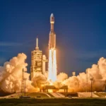 Décollage de la fusée Ariane 6 transportant des satellites Galileo depuis le centre spatial de Kourou