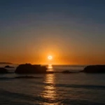 Éclipse solaire à 99,5 % à Biarritz : la lune occultant le soleil le 12 août 2026.