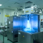 Torche plasma à hydrogène en fonctionnement dans un laboratoire sud-coréen pour le recyclage propre du plastique