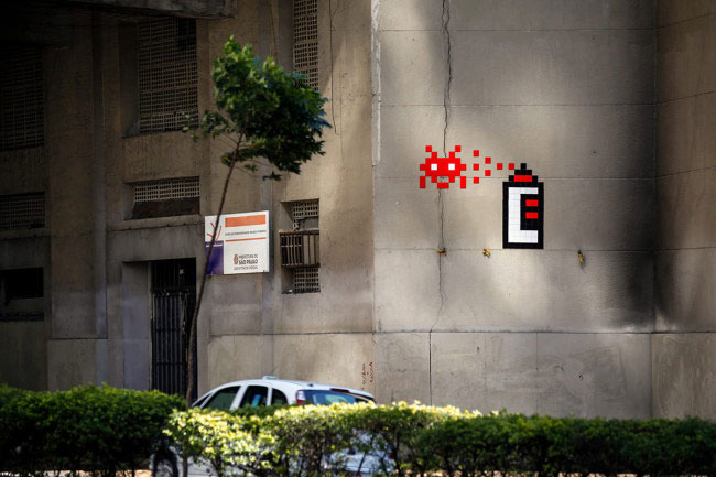 rome-space-invader