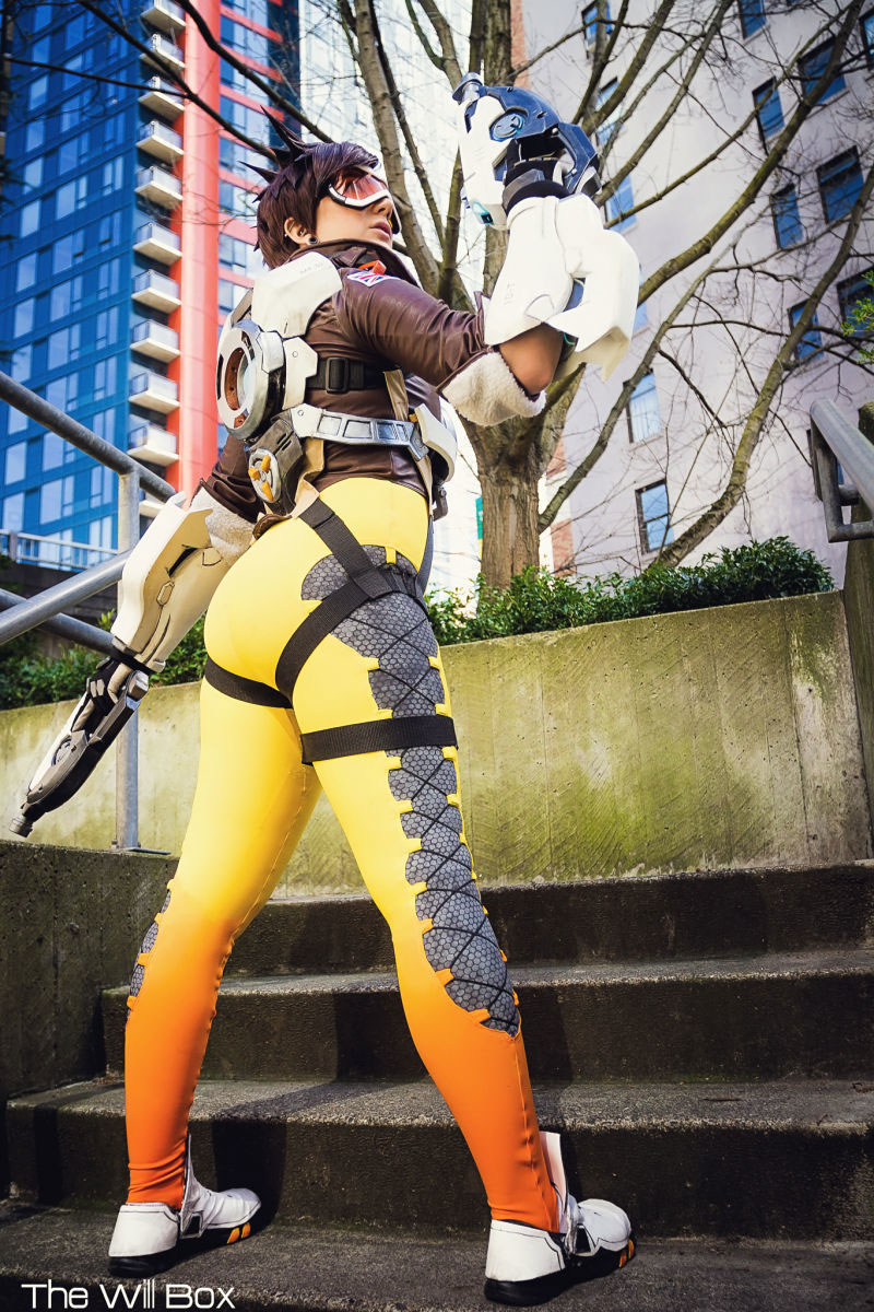 tracer-3-cosplay-overwatch